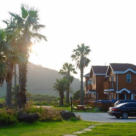 Sweetsalt Vila Seogwipo Exterior foto