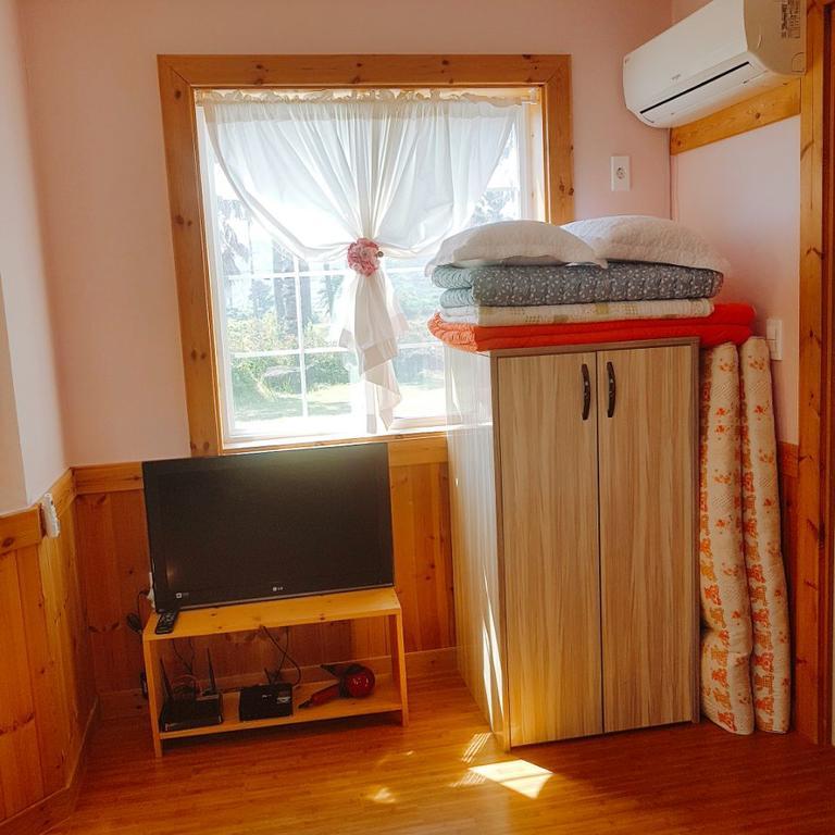 Sweetsalt Vila Seogwipo Exterior foto